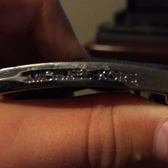 Micheal Kors reversible belt - Picture 2 of 2